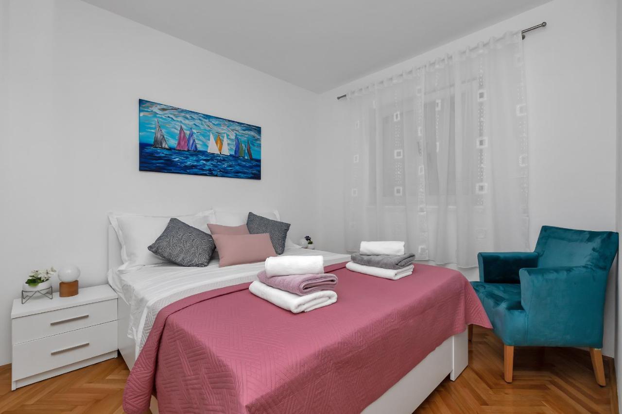 מאקרסקה Bruno & Toni Deluxe Apartman מראה חיצוני תמונה